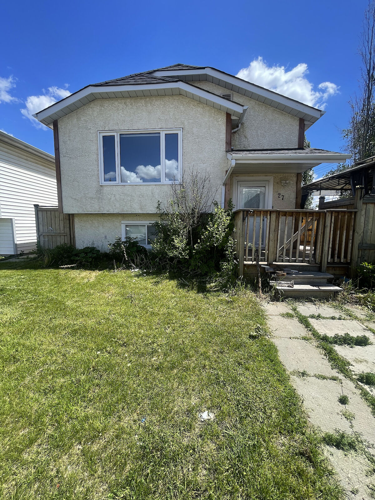 Charming 3-Bedroom Family Home with Private Outdoor Living Space in Erin Woods